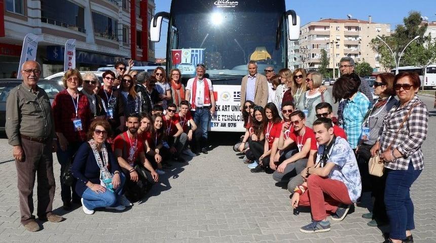 T&uuml;rk Sanat&ccedil;ı Heyeti Yunanistan&rsquo;da