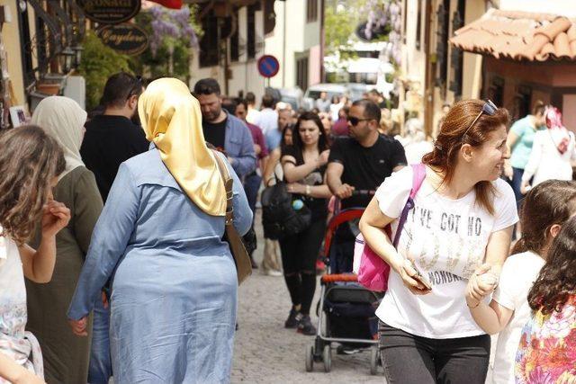 Odunpazarı Ziyaretçi Akına Uğradı