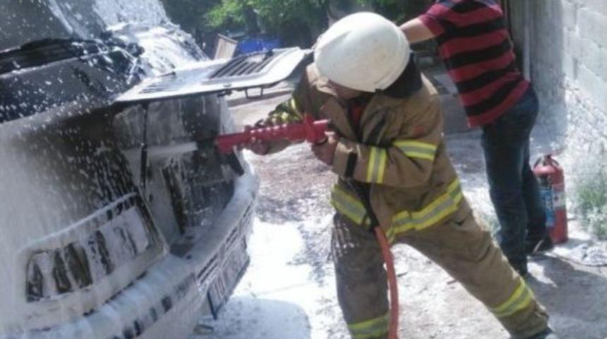 Havran&rsquo;da Minib&uuml;s Yandı