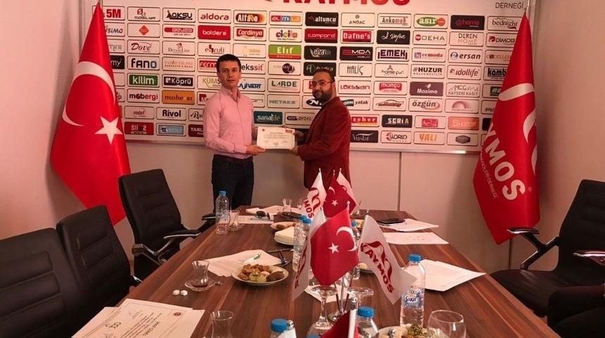 Kaymos&rsquo;tan &Uuml;yelerine &rsquo;aile Şirketlerinde Kurumsallaşma&rsquo; Eğitimi