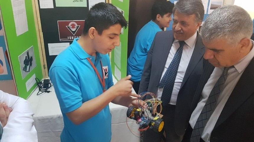 Bilgi Anadolu Lisesi&rsquo;nde T&uuml;bitak Bilim Fuarı Ger&ccedil;ekleştirildi