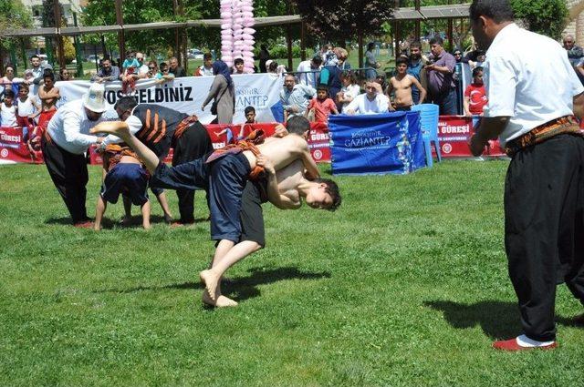 Gaziantep’te Aşırtmalı Aba Güreşi Türkiye Şampiyonası