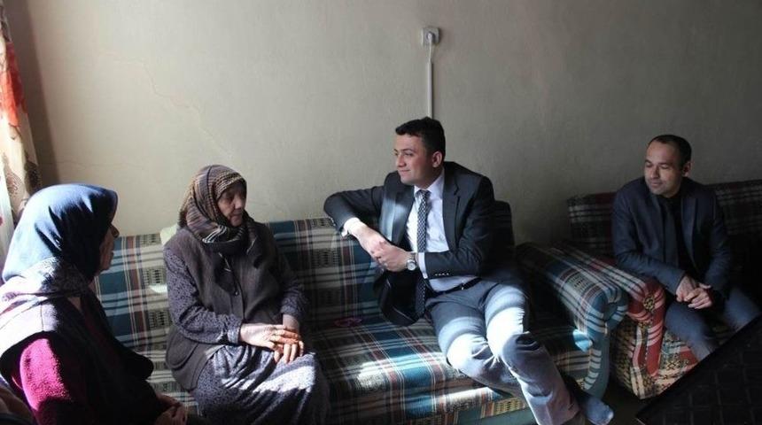 Kaymakam K&ouml;yleri Geziyor