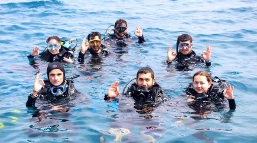 Paris-2 Gemisinin Enkazına Dalış Yaptılar