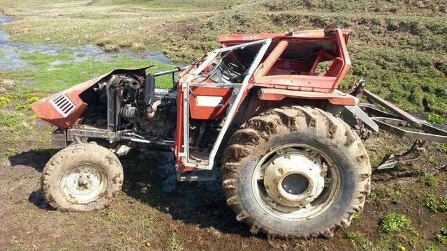 Ağrı’da Traktör Uçuruma Yuvarlandı: 2 Yaralı