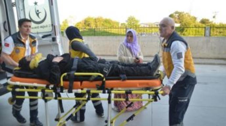 Cami Duvarından D&uuml;şen &Ccedil;ocuk Yaralandı