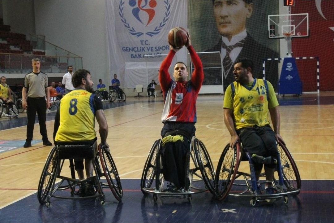 Willi Brinkmann Kupası Hornets Le Cannet&rsquo;in