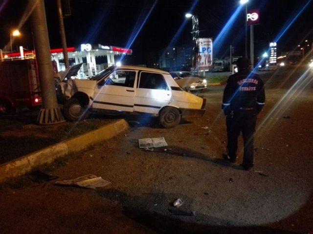 Siverek’te Trafik Kazası: 2 Yaralı