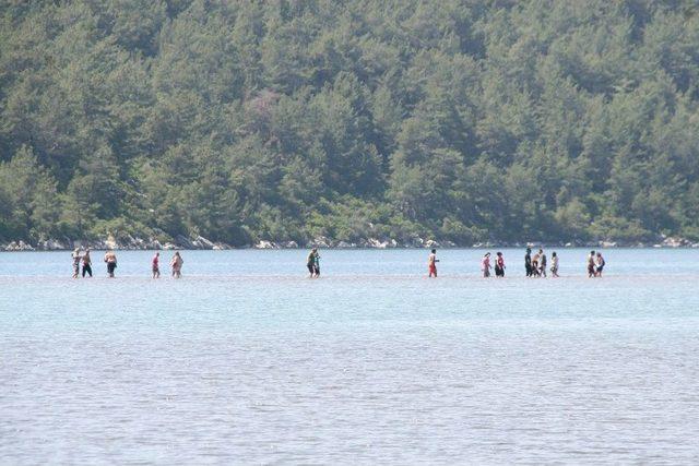 Efsane Kızkumu&rsquo;na Turist Yağıyor 1