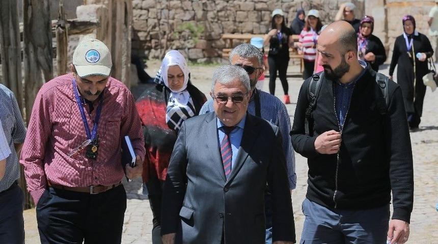 Prof.dr. Suphi Saat&ccedil;i Her Y&ouml;n&uuml;yle Mimar Sinan&rsquo;ı Anlattı