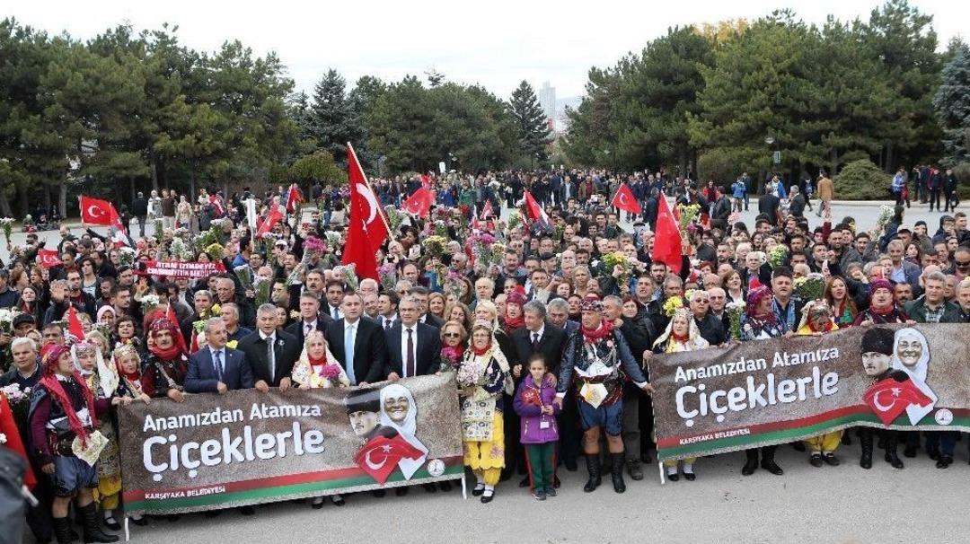 Anneler G&uuml;n&uuml;&rsquo;ne En Anlamlı Kutlama