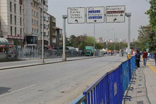 Ankara'da '1 Mayıs' Önlemleri; 4 Bin 500 Polis Görev Aldı