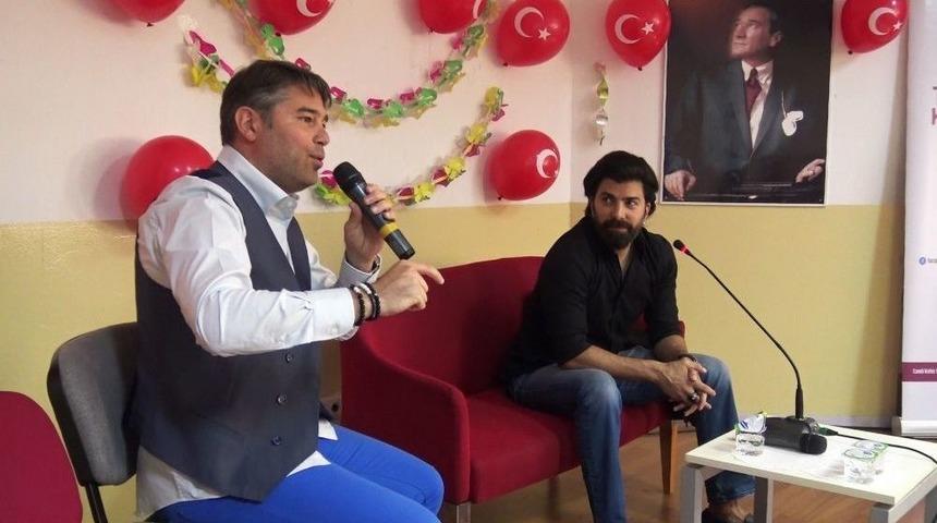 &Ouml;ğrencilerden Kırmızı Sedir S&ouml;yleşilerine Yoğun İlgi
