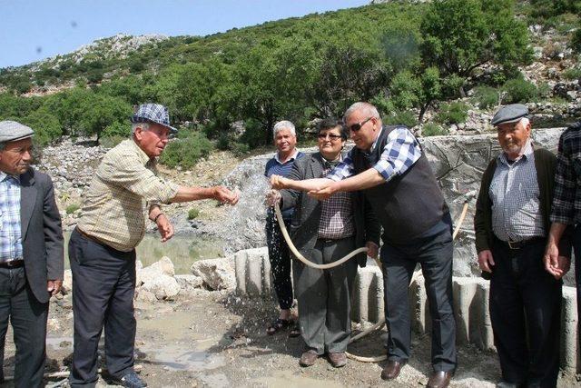 150 Yıl Sonra Kendi İmkanları İle Su Çıkardılar