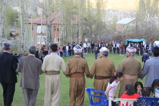 Hakkarili Plastik Cerrah Uzmanına G&ouml;rkemli D&uuml;ğ&uuml;n 3