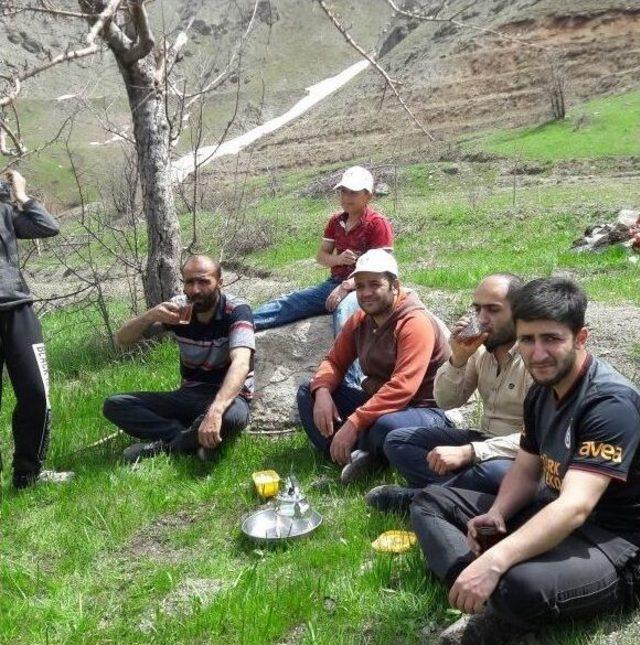 Hakkarili Çiftçileri Ekim Telaşı Sardı 1