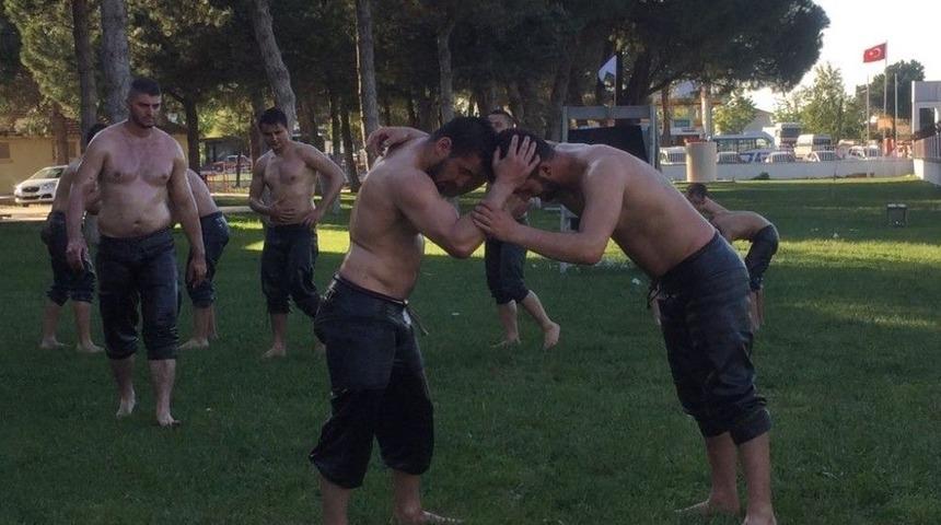 Biga’lı Güreşçiler Kırkpınar’a Hazırlanıyor