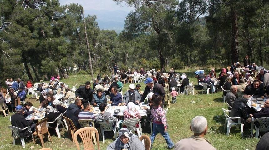 Karapınar Köyü 34. Geleneksel Dede Hayrı Yapıldı