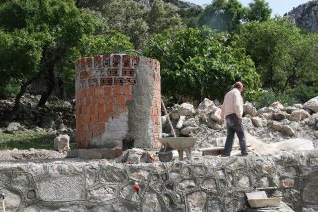 Asırlık Su Sorununu Çözen Köylülerden Davullu-Zurnalı Kutlama