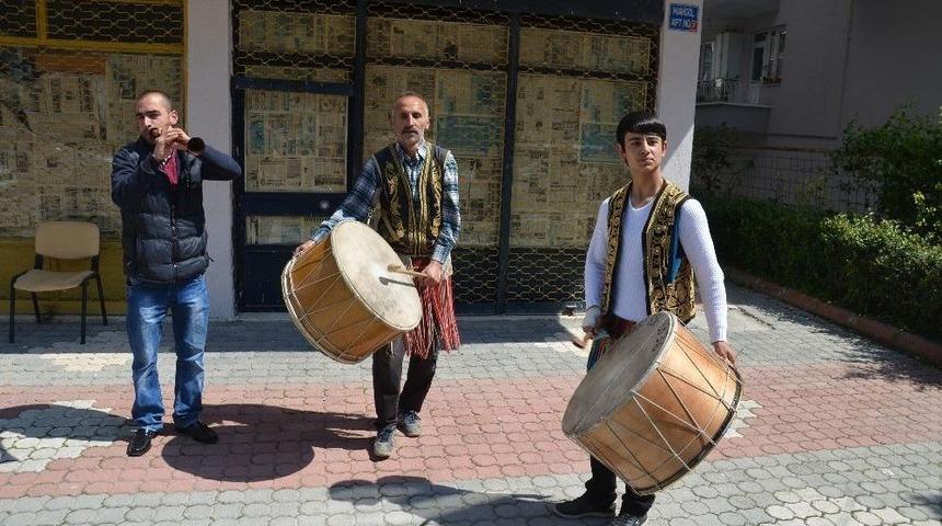 Davulcular D&uuml;ğ&uuml;n Sezonuna Hazırlanıyor
