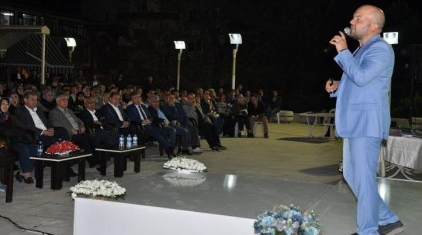 Yazar Talha Uğurluel Simav&rsquo;da &rsquo;arzın Kapısı Kud&uuml;s&rsquo; Programına Konuk Oldu