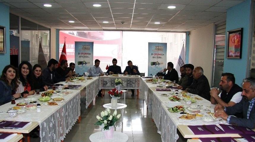 Kavram Basın Mensuplarıyla Bir Araya Geldi