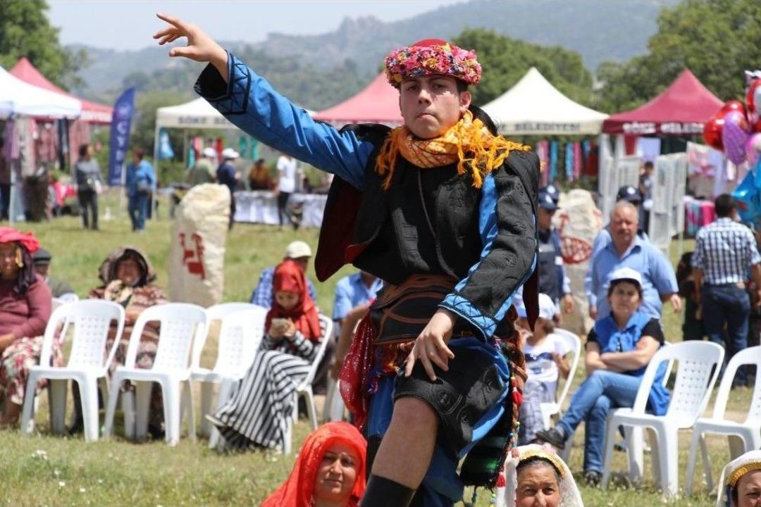 S&ouml;ke&rsquo;de 8. Karakaya Kaya Resimleri Şenliği Yapıldı