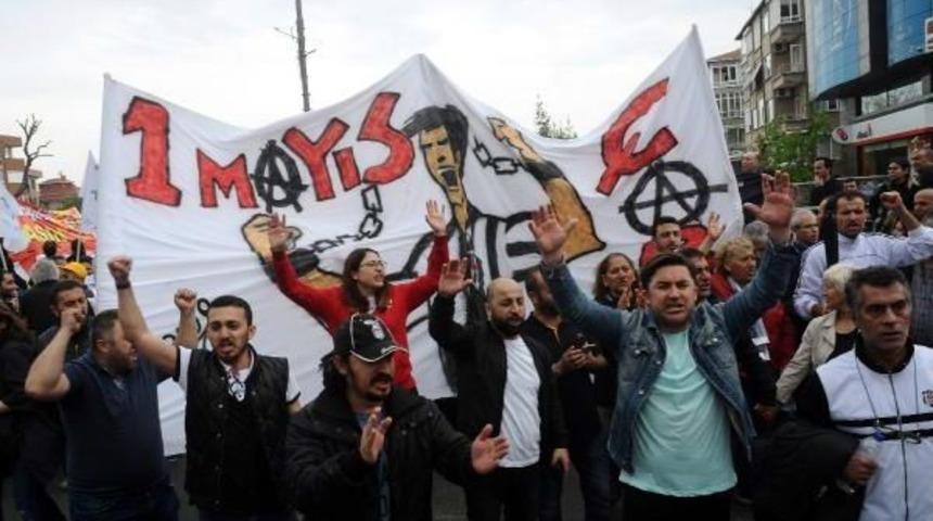 Taraftar Grupları 1 Mayıs Kutlamalarına Katıldı