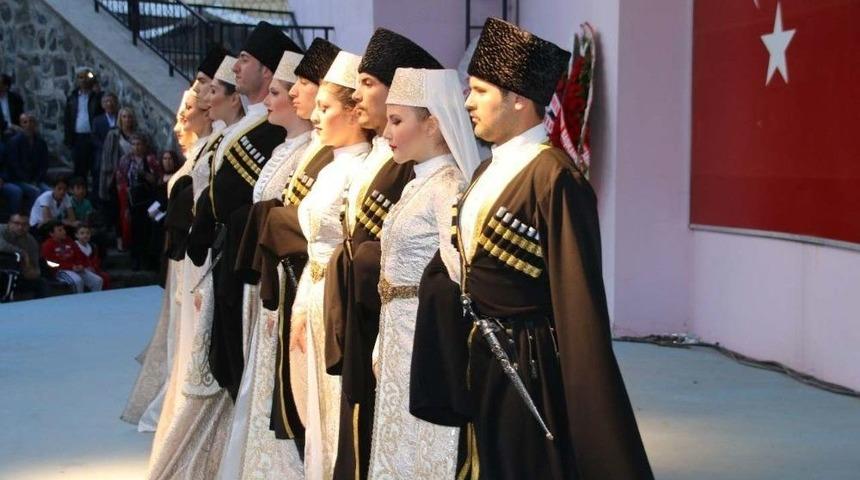 &Ccedil;erkeslerden &Ccedil;erkezk&ouml;y&rsquo;e Kalıcı Eser