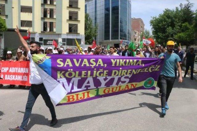 Hdp'li Yıldırım Ile Polis Arasında 'pankart' Tartışması