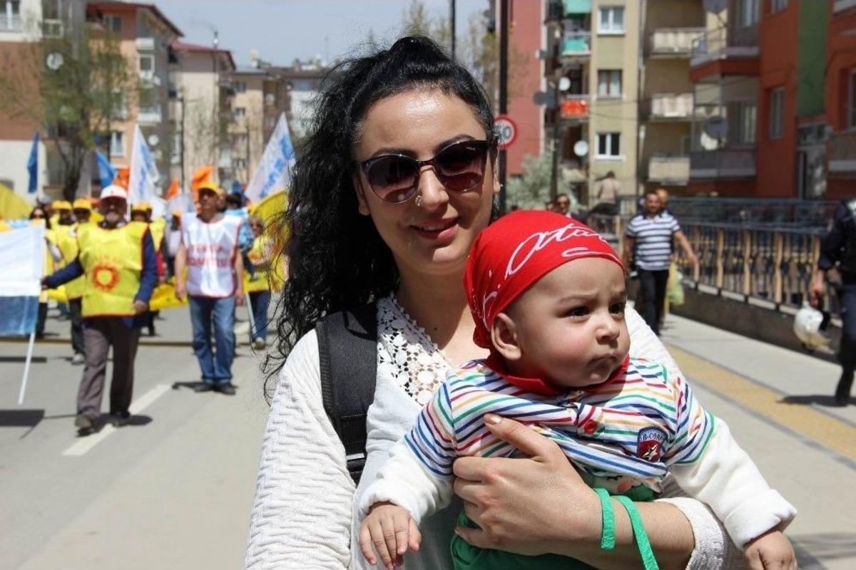 Sivas&rsquo;ta 1 Mayıs Kutlamalarına Katılım D&uuml;ş&uuml;k Oldu