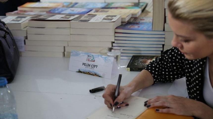 Kitap Fuarına &Uuml;nl&uuml; Yazarlar Niğde&rsquo;ye Akın Ediyor