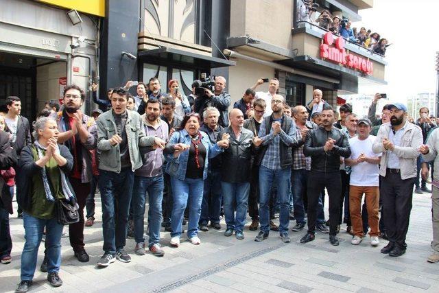 Taksim Meydanı’na Çıkmaya Çalışan Gruba Polis Müdahale Etti