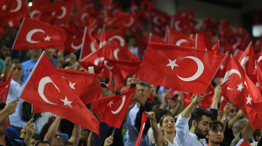 A Milli Futbol Takımı'nın 4 yıl boyunca tüm maçları TRT'den yayınlanacak