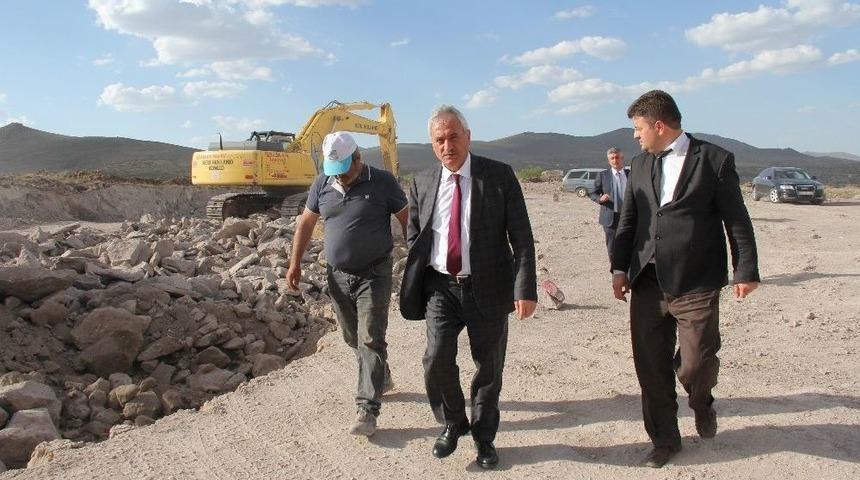 İncesu Belediyesi &Ccedil;evre Yol &Ccedil;alışmalarına Devam Ediyor