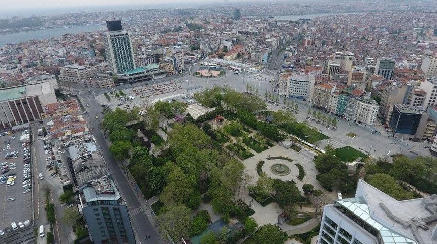 Taksim&rsquo;de Sessiz 1 Mayıs Havadan G&ouml;r&uuml;nt&uuml;lendi