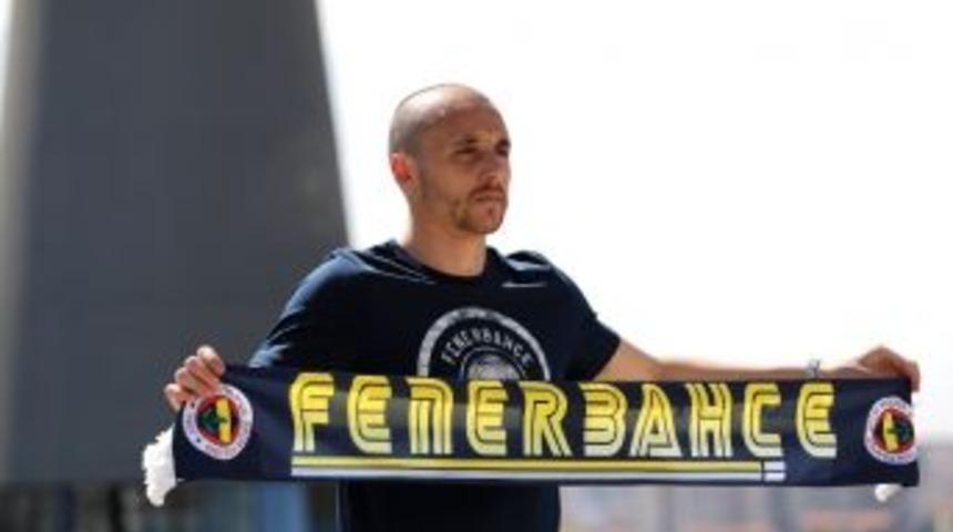 Aatif Chahechouhe: "fenerbah&ccedil;e&rsquo;de Oynamaktan Gurur Duyuyorum"