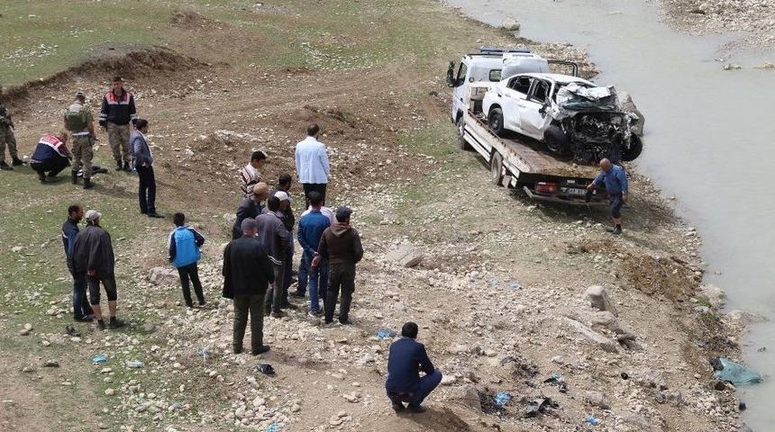 Muş&rsquo;ta Trafik Kazası: 2 &Ouml;l&uuml;