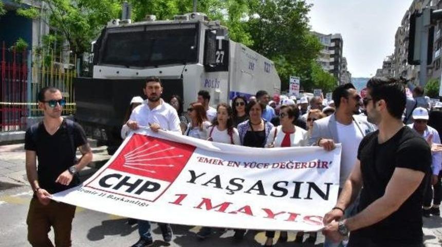 İzmir'deki 1 Mayıs Kutlamaları Coşkulu Başladı