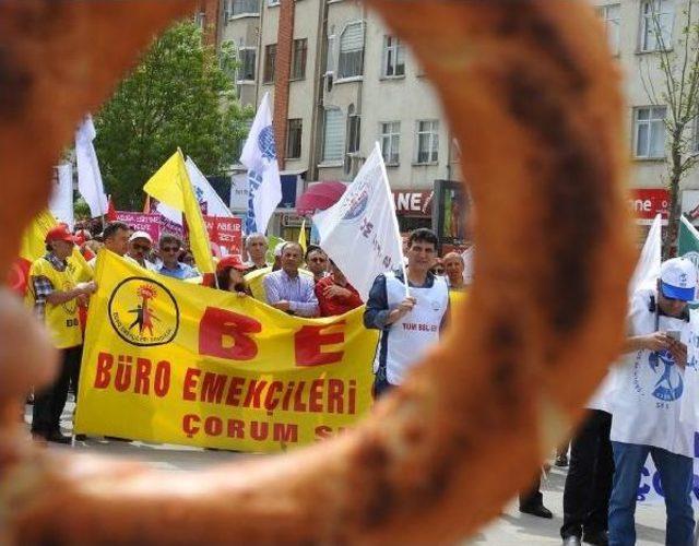 1 Mayıs Kutlamalarında Polis Bebek Arabalarını Bile Aradı