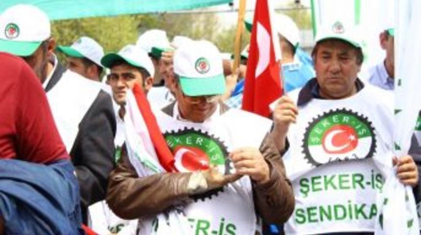 1 Mayıs Emek Ve Dayanışma G&uuml;n&uuml; Başkent&rsquo;te Şenlik Havasında Kutlandı