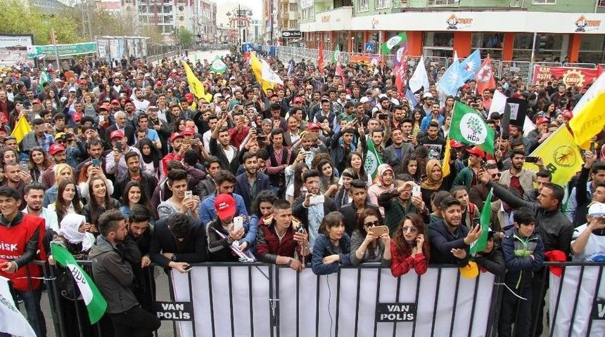 Van&rsquo;da 1 Mayıs Emek Ve Dayanışma G&uuml;n&uuml; Kutlandı