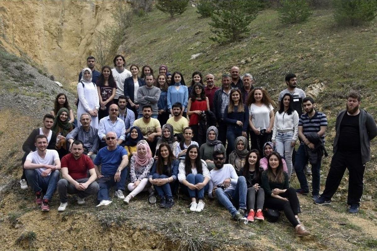 T&uuml;rkiye&rsquo;nin En B&uuml;y&uuml;k Mağaralarından Birisi: Ak&ccedil;akale Mağarası