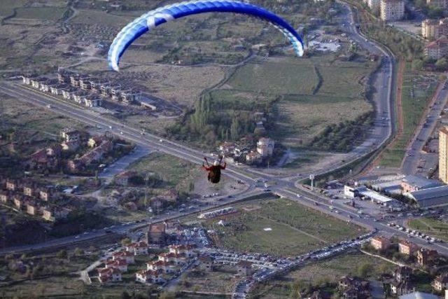 Kayseri'de Türkiye Yamaç Paraşütü 1'inci Etap Yarışı Tamamlandı