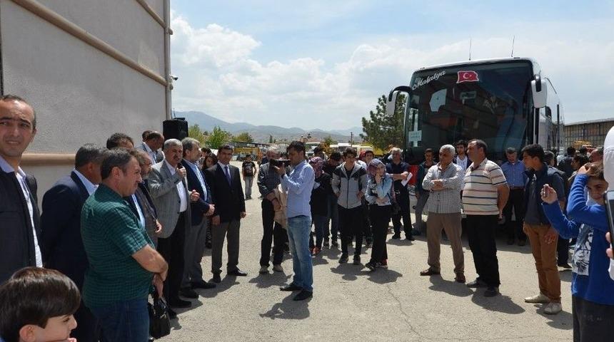 Yeşilyurt Belediyesi &Ouml;ğrencileri &Ccedil;anakkale&rsquo;ye G&ouml;nderiyor