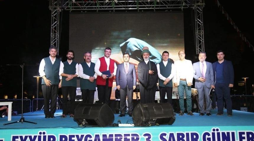 Eyyübiye Belediyesinden Şehit Ailelerine Sabır Ödülü