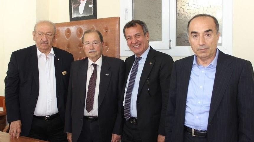 Tariş Başkanı Cahit &Ccedil;etin; &ldquo;&uuml;retici Birliğine Sahip &Ccedil;ıkmalı&rdquo;