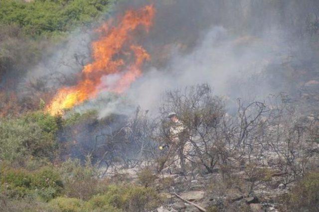 Menderes te Makilik B&ouml;lgede Yangın 3