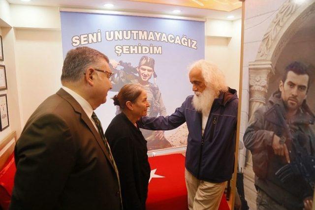 Kesimoğlu Ve Suavi Şehit Ailesini Ziyaret Etti