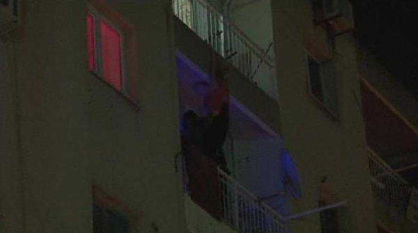 İntihar Etmek Isteyen Kadını Polis Kurtardı